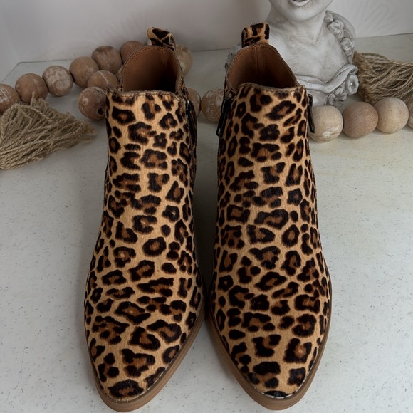 VERY VOLATILE Gracemont Casual Boots Ankle Low Heel- Brown, Tan Leopard, 8 - Picture 4 of 12